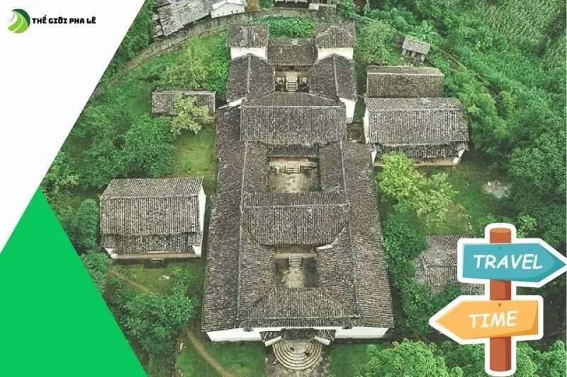 Kiến trúc độc đáo của Dinh Vua Mèo